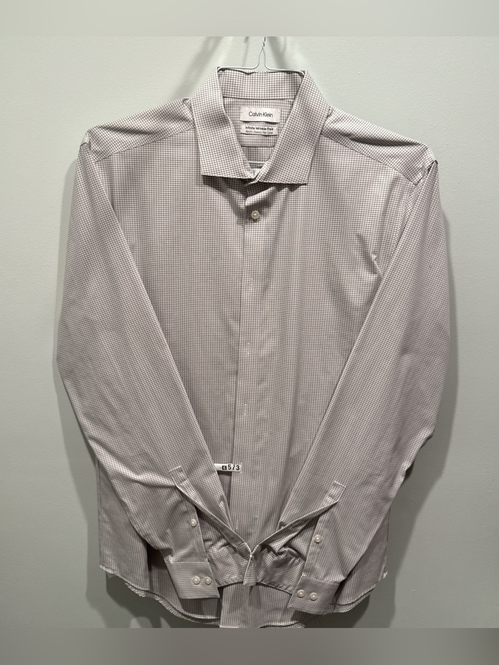 Calvin Klein infinite wrinkle free Slim fit stretch flex collar dress shirt